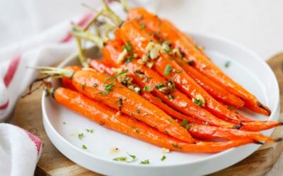 Roasted Caramelized Carrots with Garlic